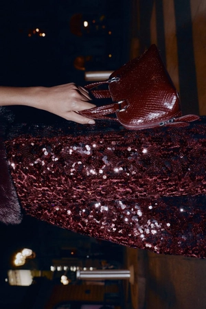 10 трендовых сумок Zara на зиму: модные формы и оттенки | Новости сайта